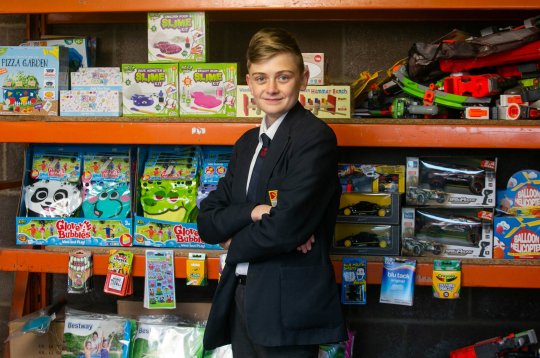 По следам миллионеров: 14-летний школьник зарабатывает кругленькие суммы на eBay