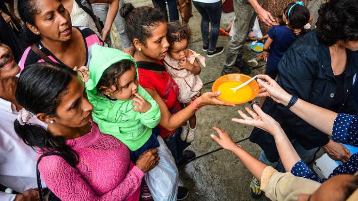 Фотография: Ценой детских слез: Венесуэла платит за демократию слишком дорого №7 - BigPicture.ru