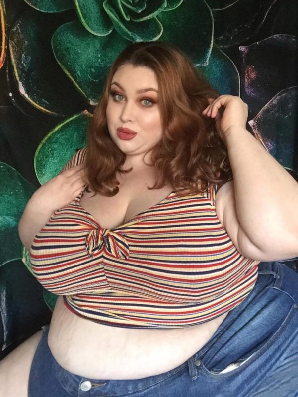Фотография: Секс и бургер: американка весом в 200 кило эротично поглощает еду за деньги №9 - BigPicture.ru