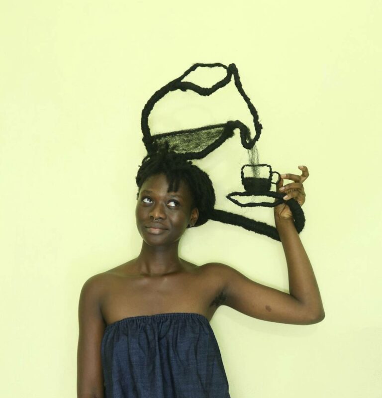 Фотография: Коса-краса: африканская художница создает удивительные скульптуры из собственных волос №5 - BigPicture.ru
