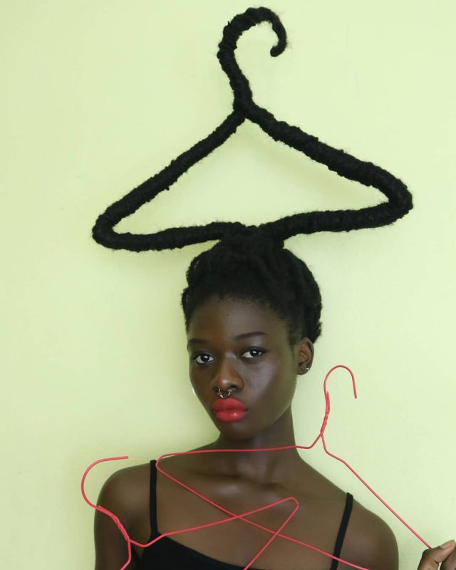 Фотография: Коса-краса: африканская художница создает удивительные скульптуры из собственных волос №19 - BigPicture.ru