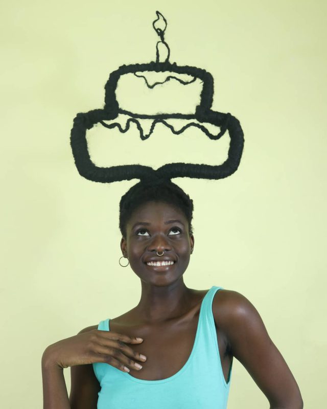 Фотография: Коса-краса: африканская художница создает удивительные скульптуры из собственных волос №29 - BigPicture.ru