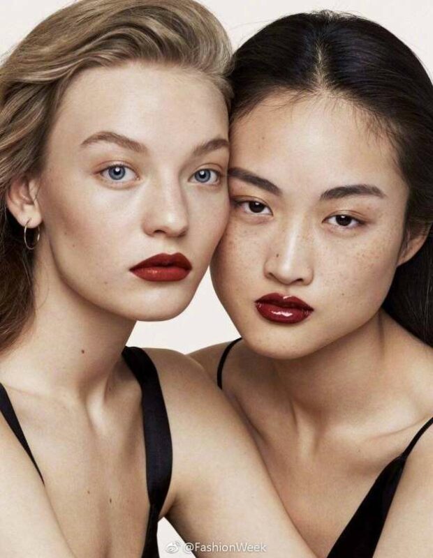 Фотография: Запятнанная репутация: китайцы протестуют против модели-азиатки с веснушками из рекламы Zara №5 - BigPicture.ru
