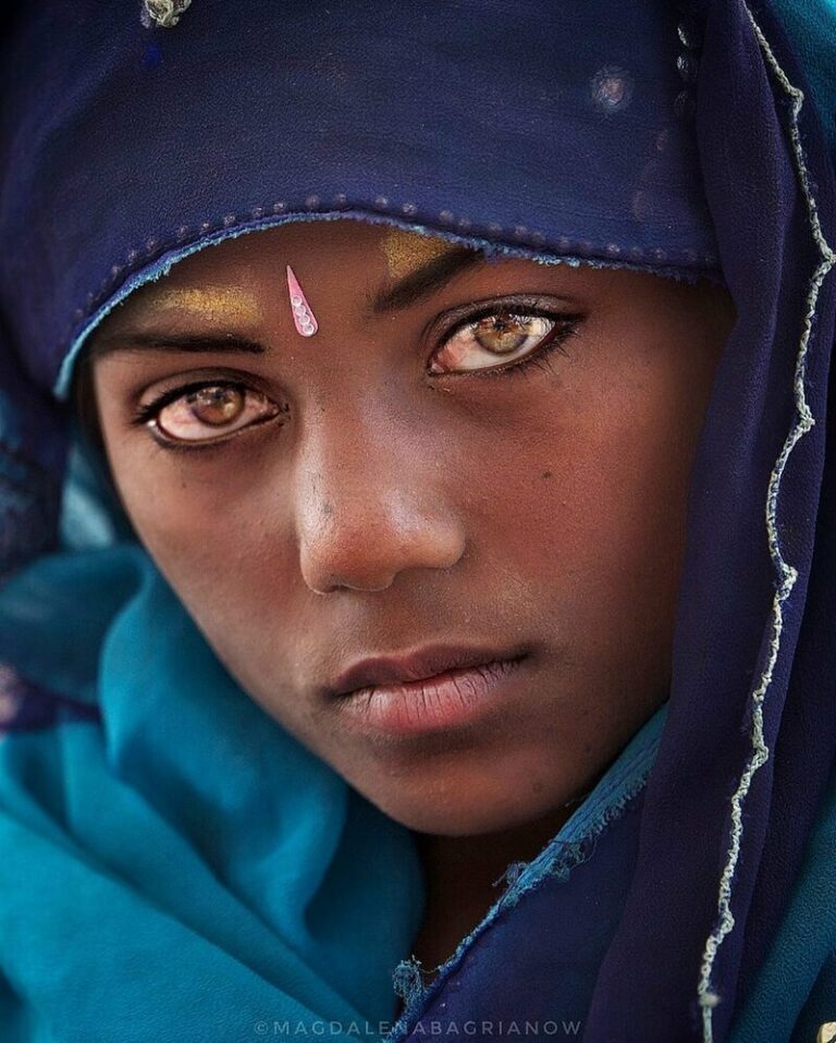 IndiaBeaty32-768x958.jpg