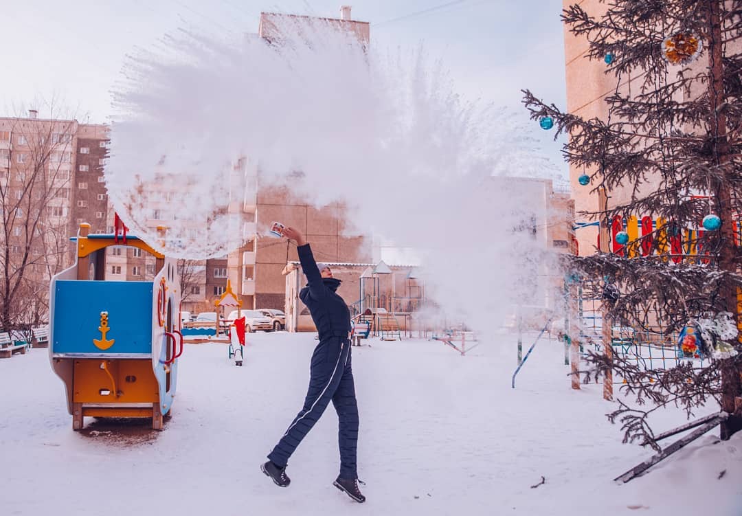 Фотография: #дубакчелленедж: 17 захватывающих фото и видео, демонстрирующих всю силу холода №11 - BigPicture.ru