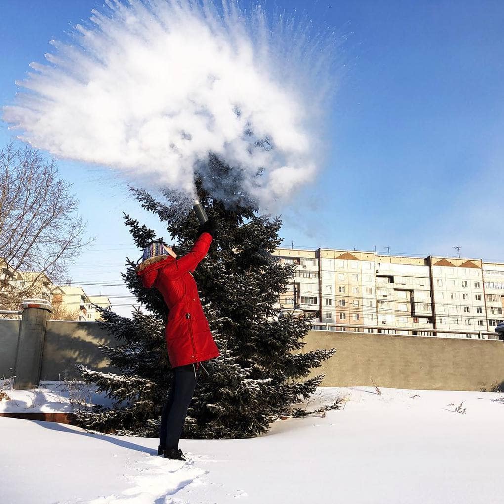 Фотография: #дубакчелленедж: 17 захватывающих фото и видео, демонстрирующих всю силу холода №8 - BigPicture.ru