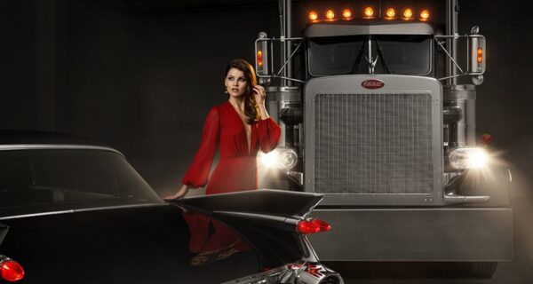 Американская классика — тягачи Peterbilt и длинноногие красотки