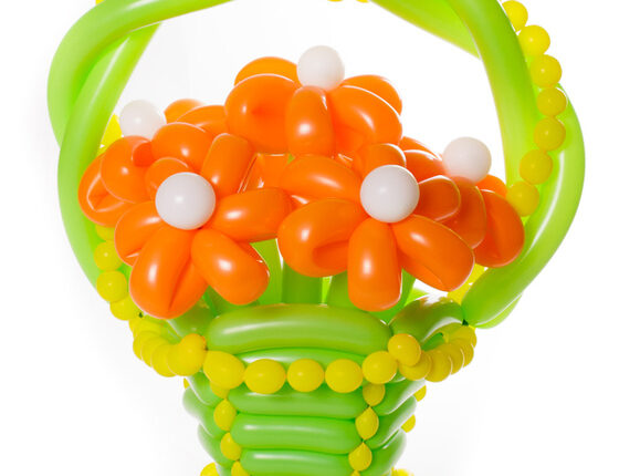 Эффектное оформление праздников воздушными шарами от компании «Сектор Приз»