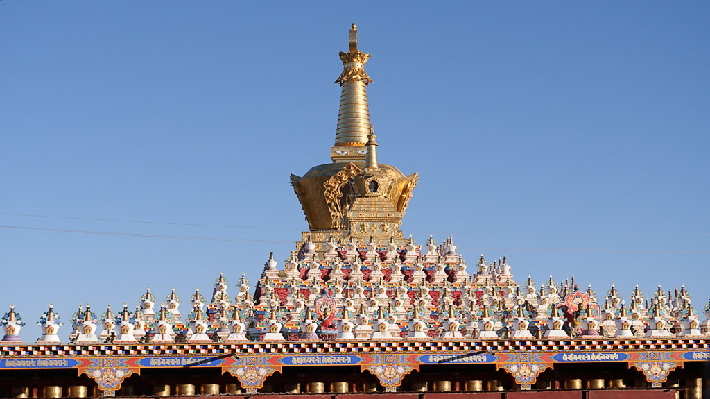 Фотография: Академия Ярчен Гар: затерянный город-монастырь в Тибете №20 - BigPicture.ru