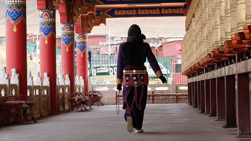 Фотография: Академия Ярчен Гар: затерянный город-монастырь в Тибете №15 - BigPicture.ru