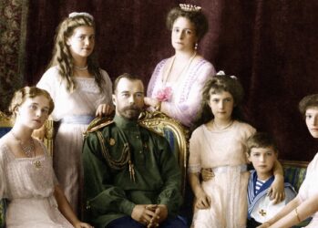 Жила ли семья российского императора по-царски и куда делись миллиарды Романовых?