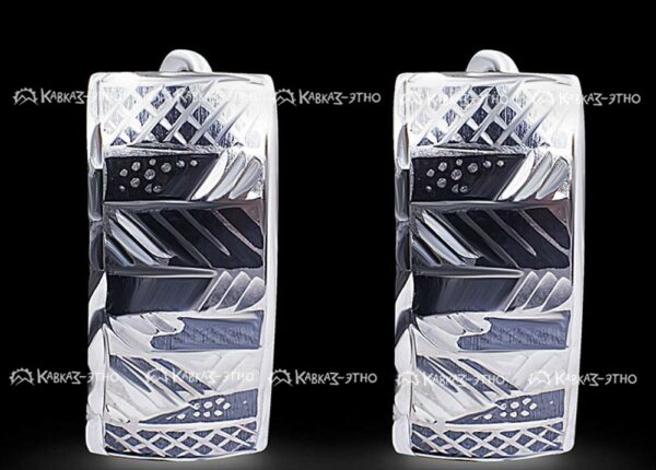 Украшения из серебра как подарок на 8 марта