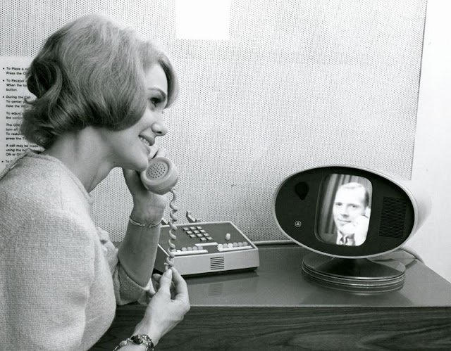 Фотография: Предок Skype и FaceTime: первый телефон-видеофон, по которому можно было увидеть друг друга №6 - BigPicture.ru