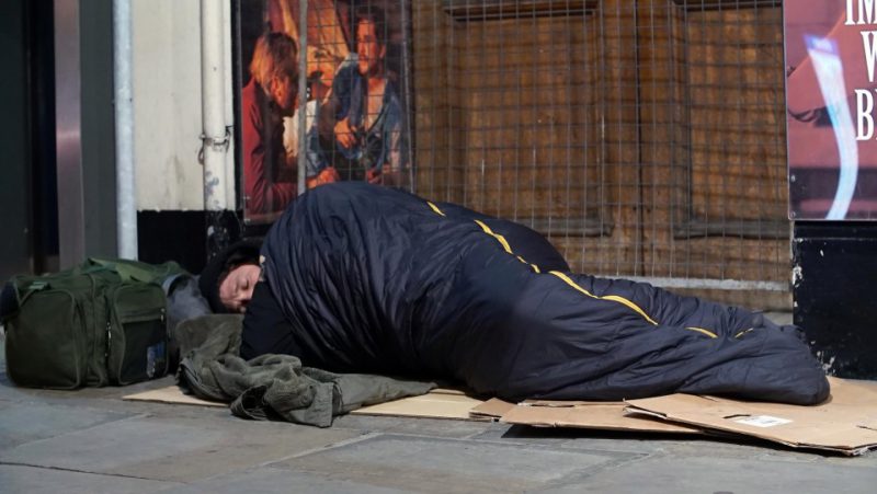 Фотография: Богатые нищие: мужчина прожил 2 месяца на улице и открыл для себя все преимущества бездомной жизни №9 - BigPicture.ru