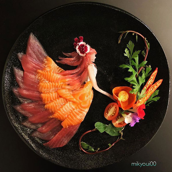 Фотография: Кулинарная живопись на тарелках: японский шеф-повар превращает рыбную нарезку в настоящие шедевры №17 - BigPicture.ru