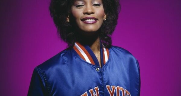 Красавица с волшебным голосом — 25 редких фото молодой Уитни Хьюстон из 1980-х
