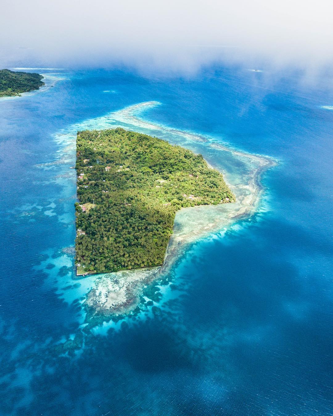 Фотография: Тропический рай: Микронезия и Маршалловы острова на снимках Роберта Майкла Пула №25 - BigPicture.ru