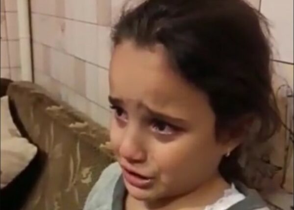 «Хочу в Советский Союз!»: Видео с плачущей девочкой взорвало соцсети