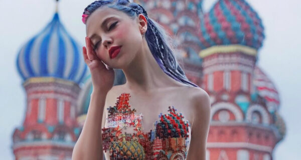 Альтернативная реальность Елены Шейдлиной: мозголомные селфи, заставляющие думать