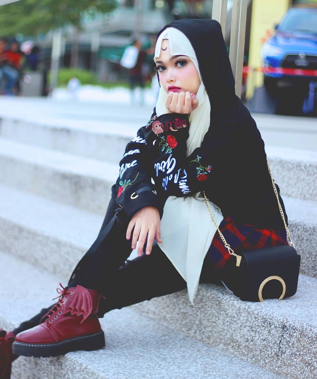 Фотография: Косплей не снимая хиджаба: Мииса из Малайзии взрывает соцсети №10 - BigPicture.ru