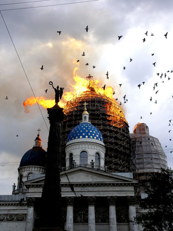 Фотография: Старинные соборы, ставшие за последние 20 лет жертвами пожаров №6 - BigPicture.ru