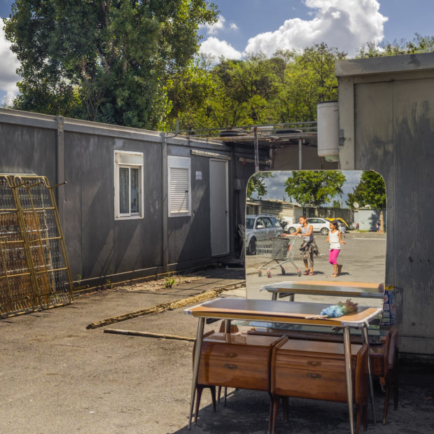 Фотография: Народ без постоянного места жительства: итальянский фотограф создал уникальный проект о жизни цыган №7 - BigPicture.ru