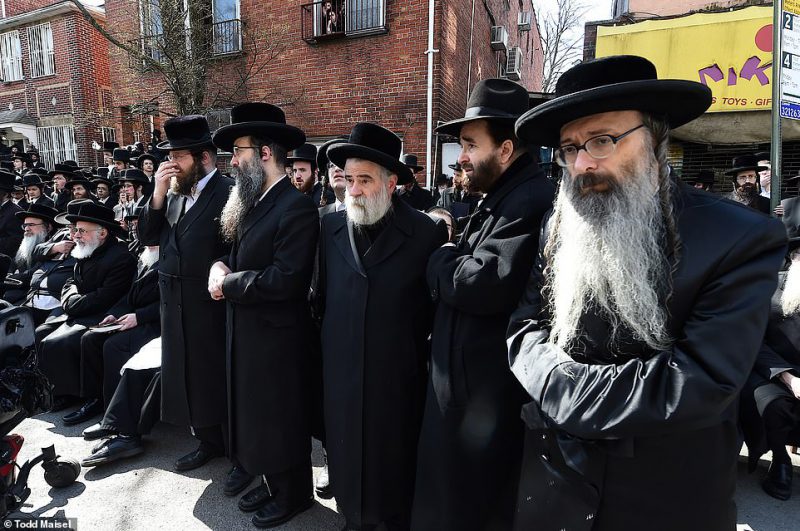 Фотография: 100 тысяч евреев-хасидов вышли на улицы Бруклина №13 - BigPicture.ru