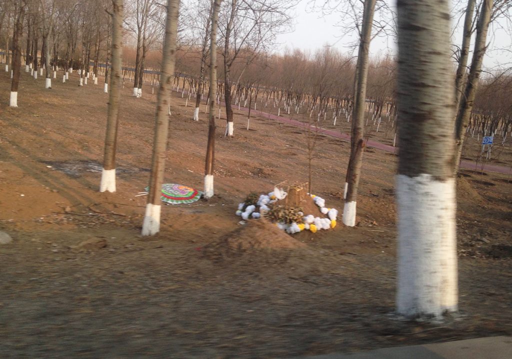 6 грустных фактов о похоронах в Китае