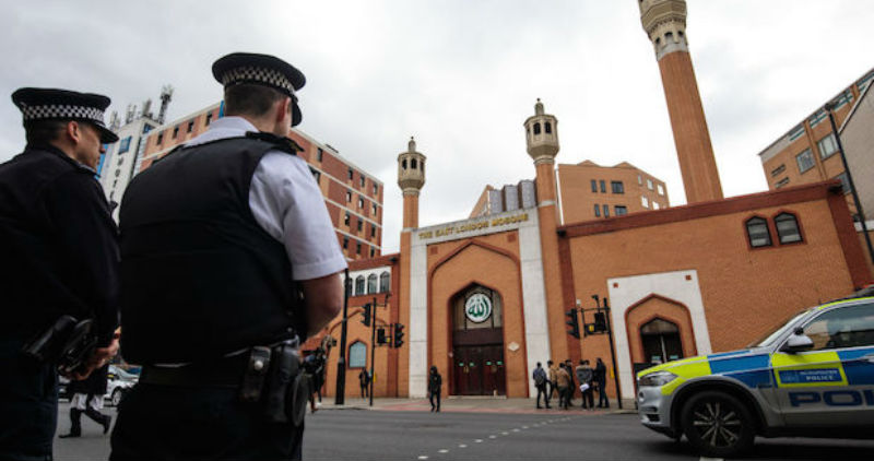 Фотография: В Новой Зеландии судят шесть человек за распространение видеозаписи теракта в мечети №1 - BigPicture.ru