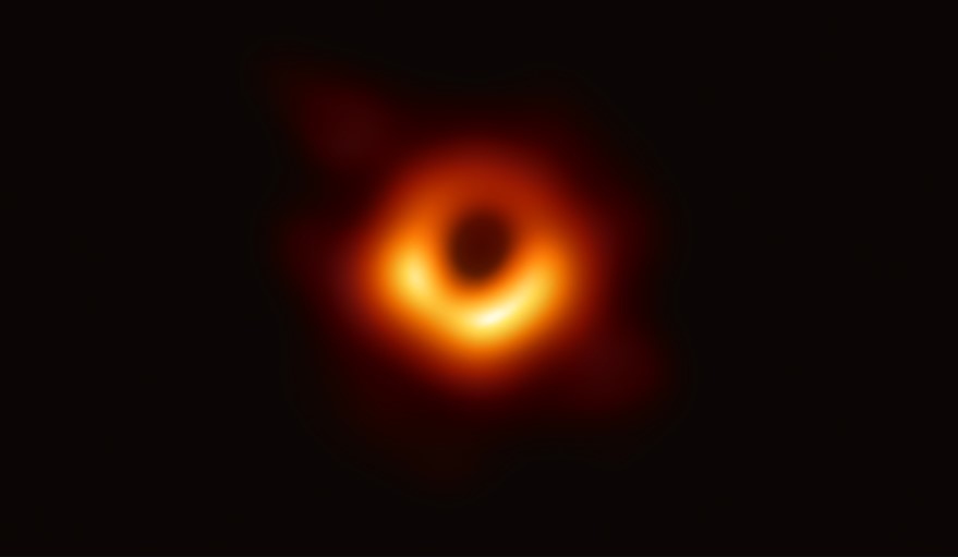 Фотография: Первая фотография черной дыры: ученые представили доказательства ее существования №1 - BigPicture.ru
