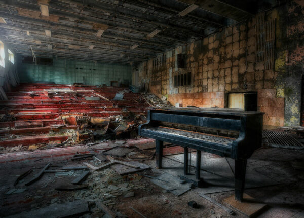 Завораживающие и жуткие фотографии Чернобыля и Припяти от Кристиана Липована