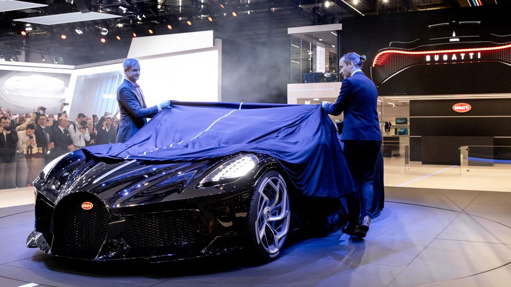 Фотография: Криштиану Роналду купил самый дорогой автомобиль в мире — Bugatti La Voiture Noire №1 - BigPicture.ru