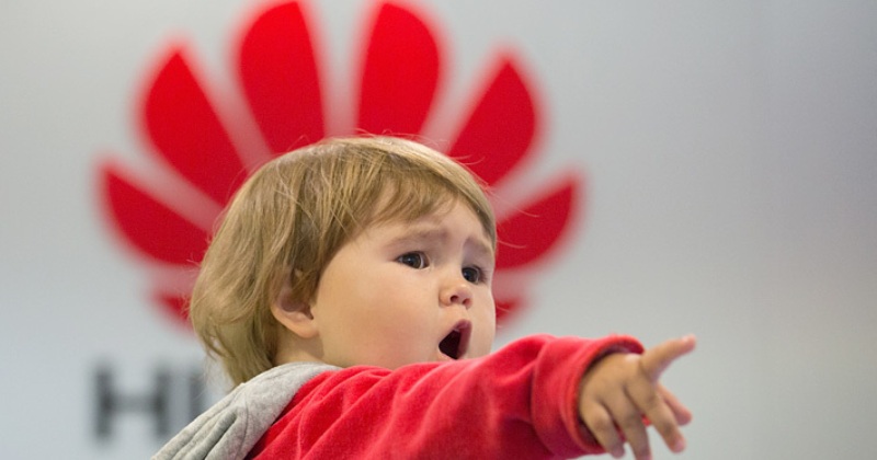 Фотография: Google расстается с Huawei. Чем это грозит владельцам гаджетов китайского бренда? №1 - BigPicture.ru
