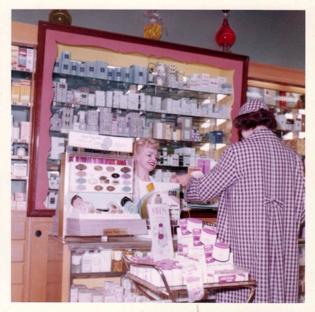 Фотография: Чужая ностальгия: изобилие американских магазинов 60-х годов №6 - BigPicture.ru