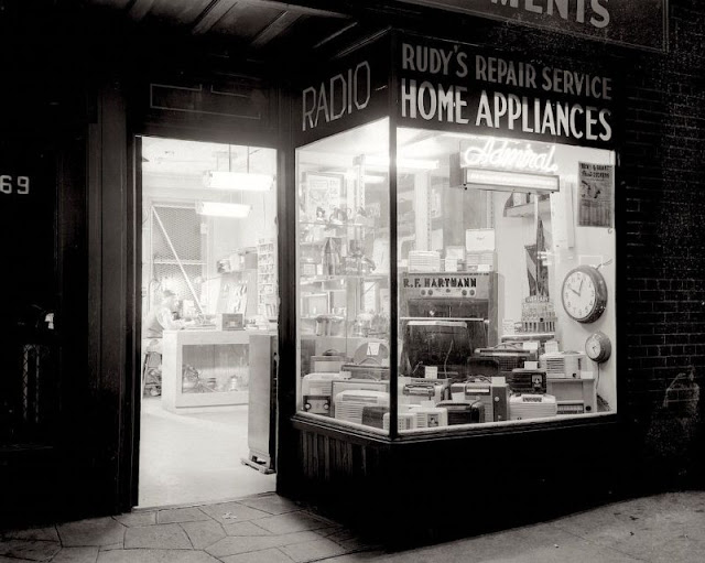 Фотография: Чужая ностальгия: изобилие американских магазинов 60-х годов №17 - BigPicture.ru
