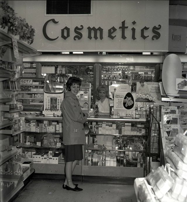 Фотография: Чужая ностальгия: изобилие американских магазинов 60-х годов №2 - BigPicture.ru