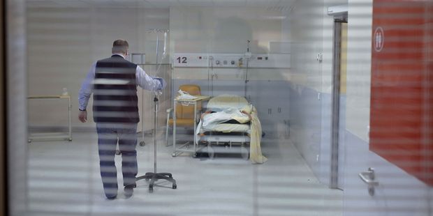 Фотография: Анестезиолог из Франции убивал пациентов, чтобы затем их спасать №3 - BigPicture.ru