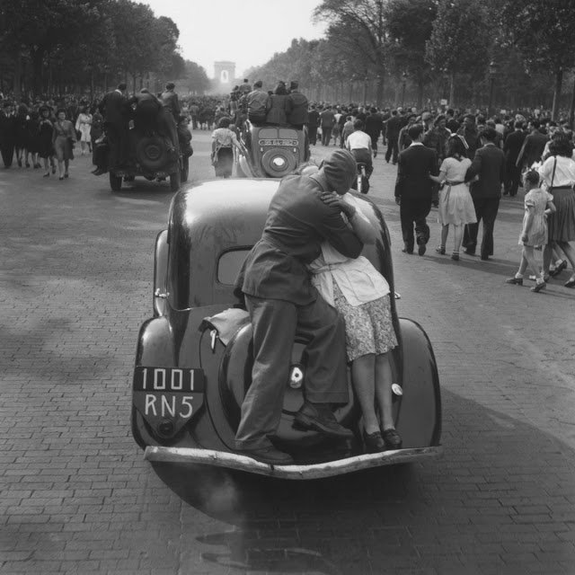 Фотография: Сердце Франции: 30 потрясающих фотографий Парижа 1930-1940-х годов №6 - BigPicture.ru