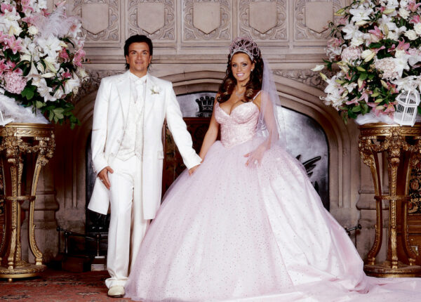 Модный провал: самые уродливые свадебные наряды знаменитостей