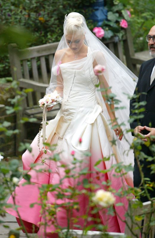 Фотография: Модный провал: самые уродливые свадебные наряды знаменитостей №12 - BigPicture.ru