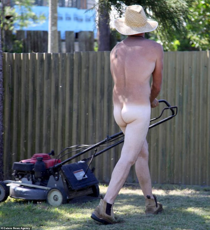 Фотография: Как горячие австралийцы отмечают День голого садовода №11 - BigPicture.ru