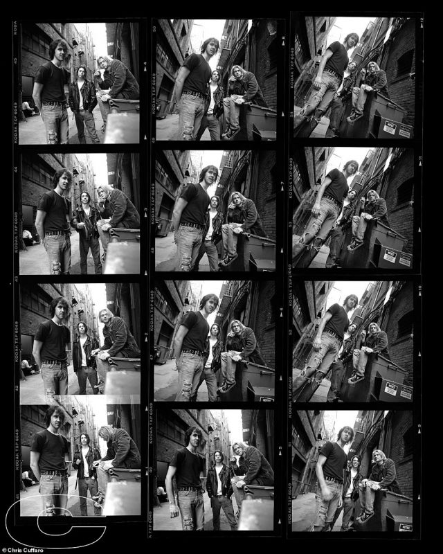 Фотография: Последняя рок-революция: редкие фото культовых гранж-групп 90-х от Криса Куффаро №3 - BigPicture.ru