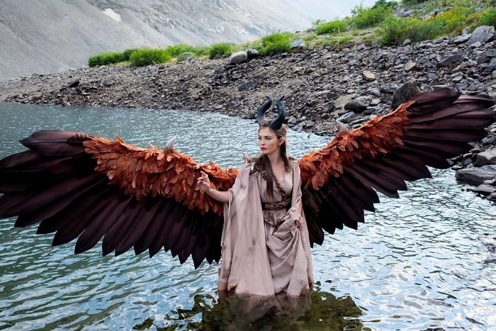 Фотография: Косплей 80-го уровня: девушка создала движущиеся крылья, как у Малефисенты №1 - BigPicture.ru