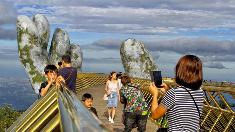 Фотография: Золотой мост в Дананге — место во Вьетнаме, которое обязательно стоит посетить №6 - BigPicture.ru