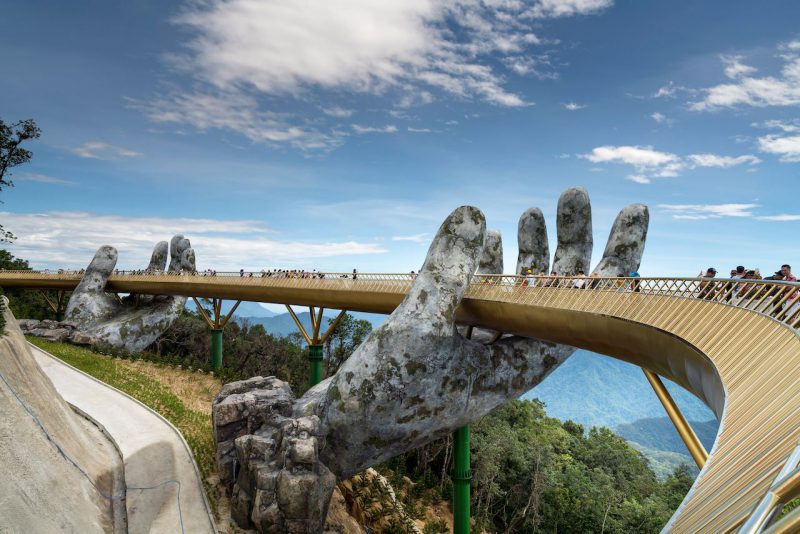 Фотография: Золотой мост в Дананге — место во Вьетнаме, которое обязательно стоит посетить №10 - BigPicture.ru