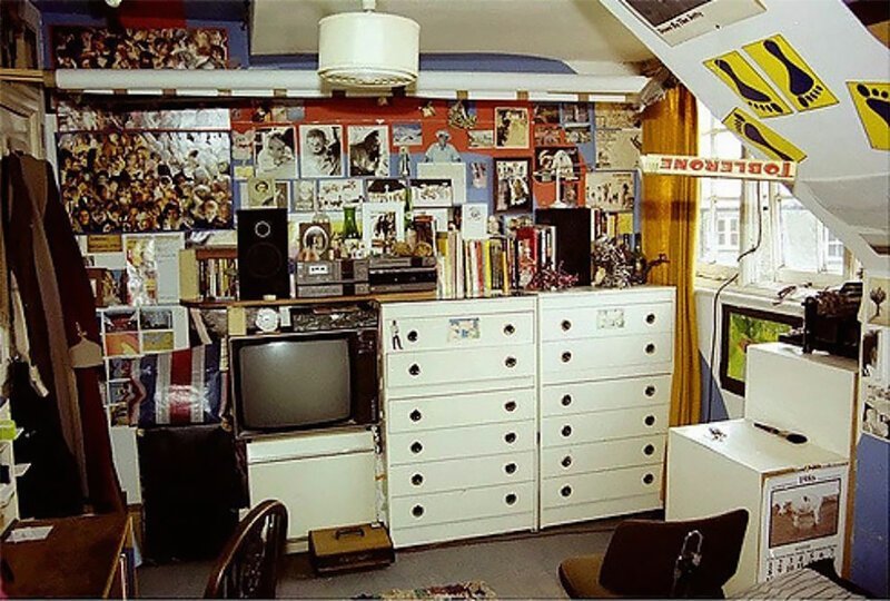 Фотография: Плакатов много не бывает: типичные комнаты американских подростков 80-х №24 - BigPicture.ru