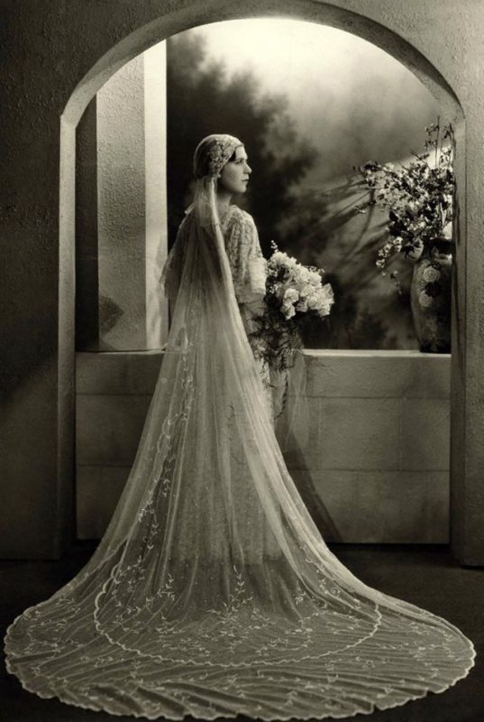 Фотография: Длина имеет значение: уникальные снимки невест 30-х годов №23 - BigPicture.ru