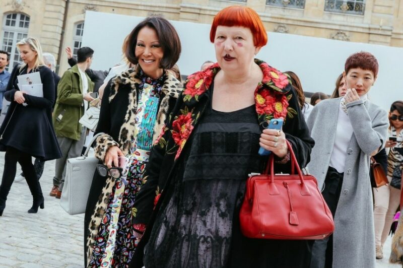 Фотография: 16 самых влиятельных гуру из мира моды: как они выглядят и во что одеваются №1 - BigPicture.ru