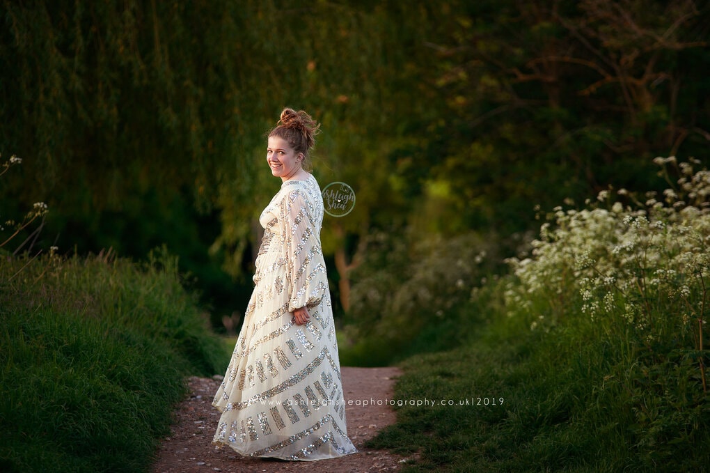 Фотография: Посмотрите, как 11 фотографов рассказали историю одного платья №33 - BigPicture.ru