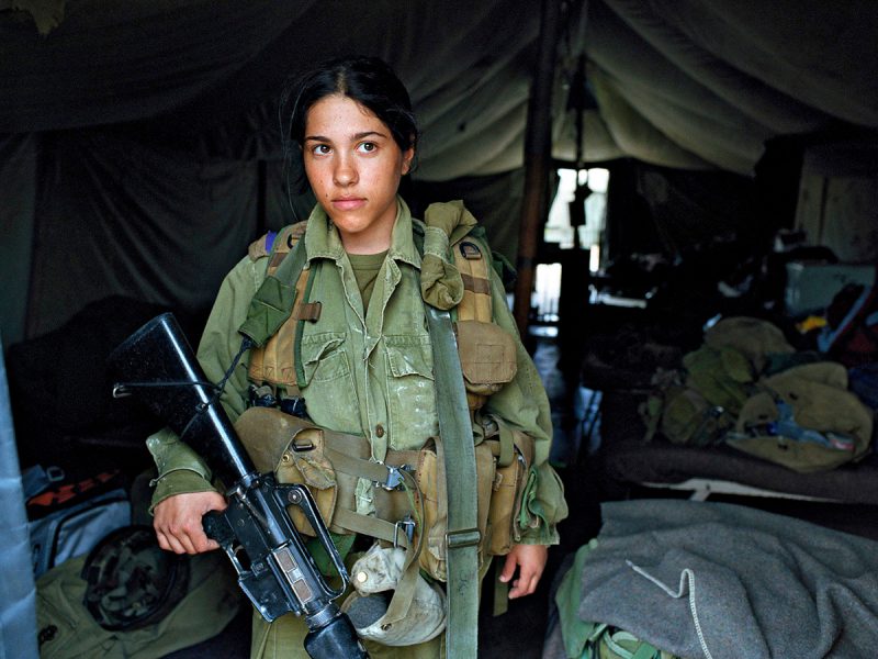 Фотография: Девушки армии Израиля: особый взгляд на женщин-воинов в фотоработах Рэйчел Папо №11 - BigPicture.ru